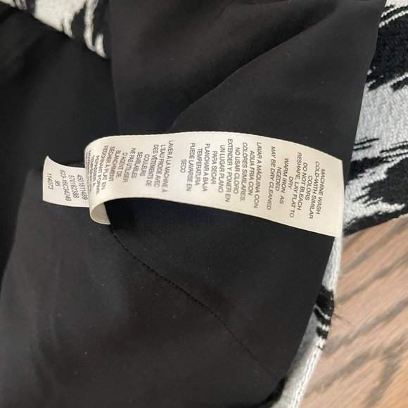 Chico’s Coat Jacket Women’s Size 2 (Large 12) Petite Black & White Beautiful EUC - Picture 11 of 11